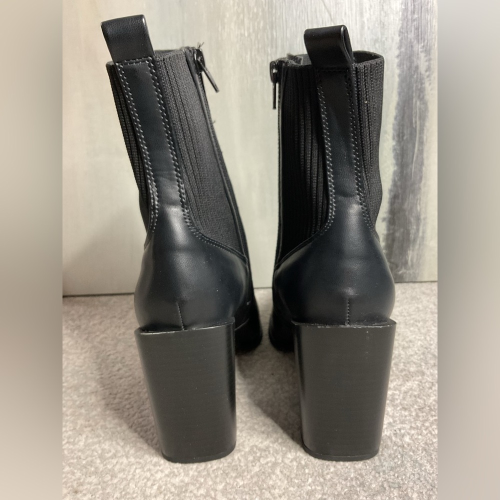 Wild Pair Trinityy Black Pointed Toe Sock Boots - Size 9.5 (NIB) - Picture 5 of 13